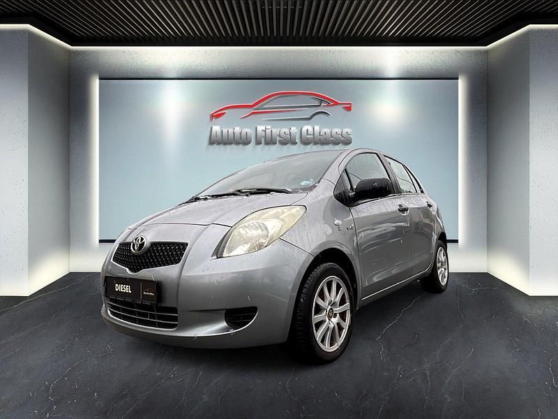 Gebraucht Toyota Yaris 90 PS (66 kW) 2008 Grau Kleinwagen
