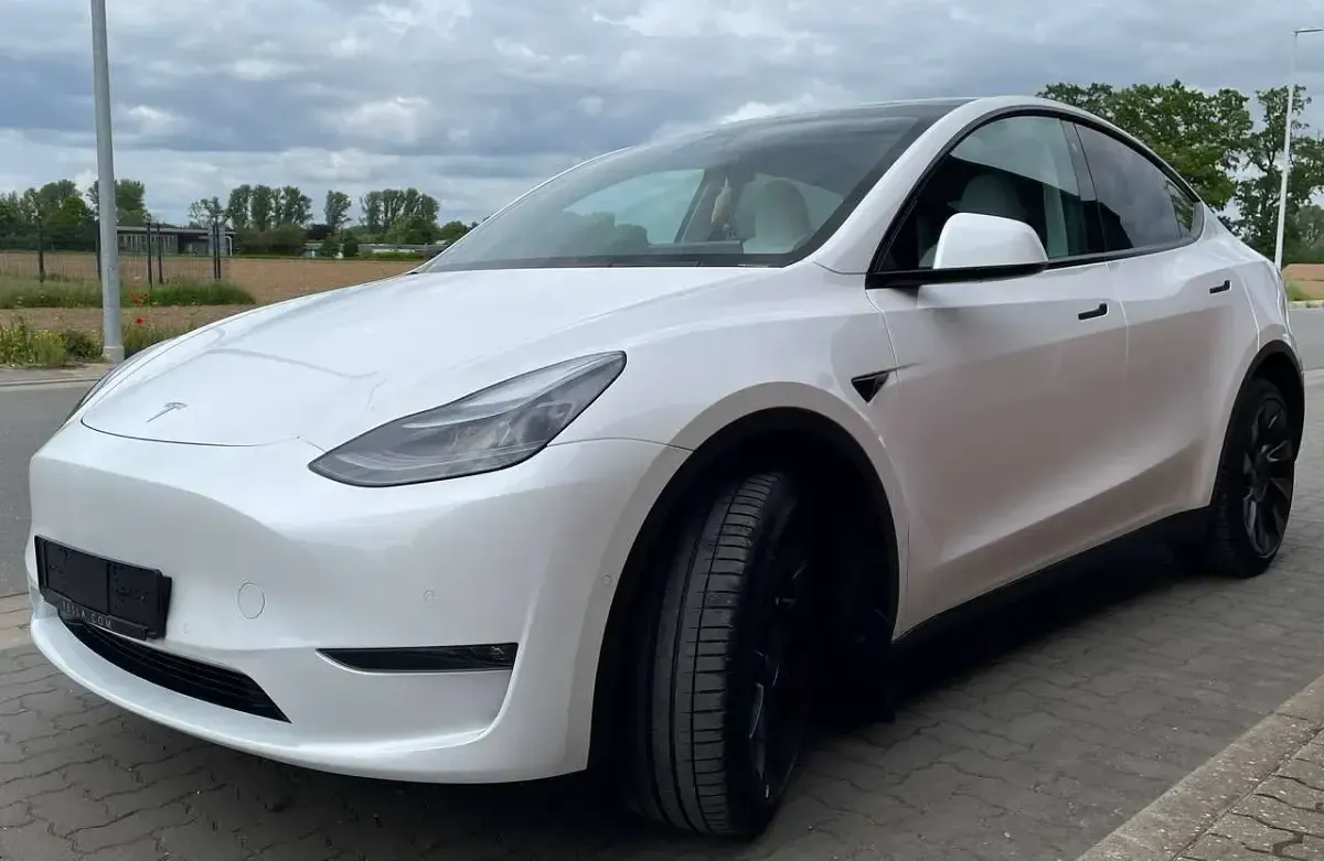 Gebraucht Tesla Model Y 378 kW (514 PS) 2022 Weiß SUV