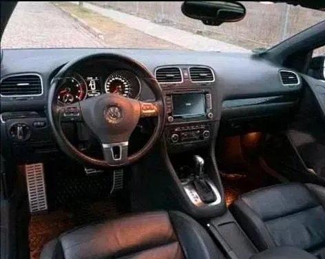 Gebraucht VW Golf 160 PS (117 kW) 2011 Schwarz Cabrio