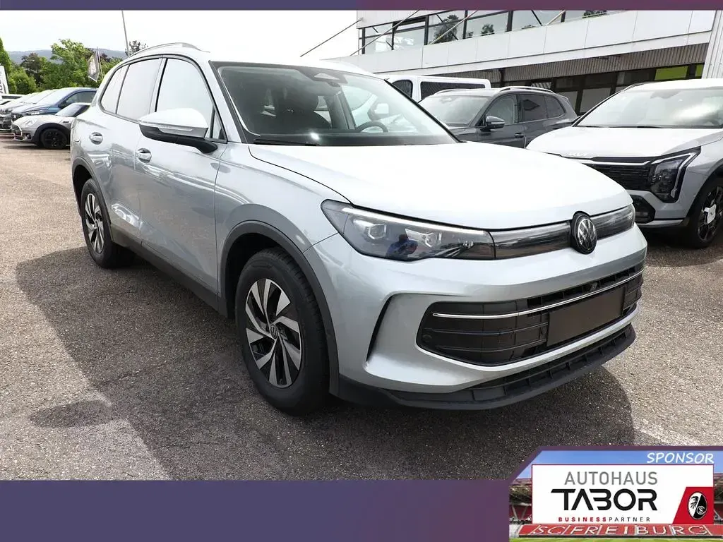 Neu VW Tiguan IQ Drive 150 PS (110 kW) 2026 Silber SUV