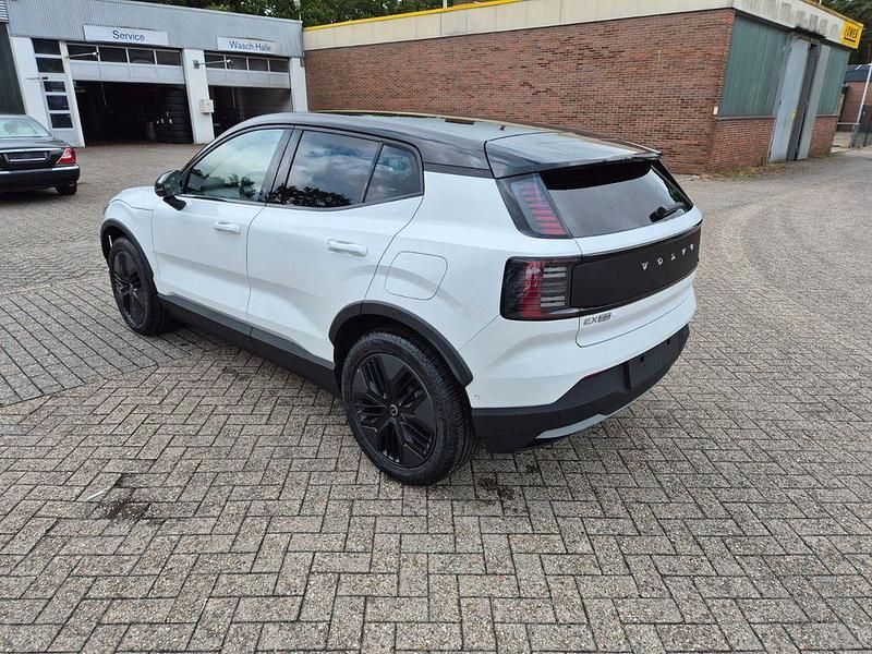 Gebraucht Volvo EX30 CC Performance 314 kW (428 PS) 2025 Crystal white SUV