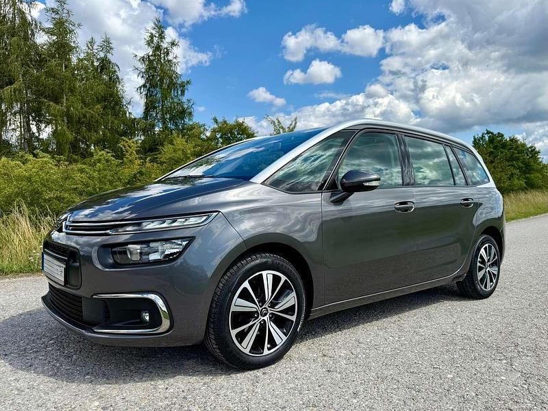 Grau Gebraucht 2018 Citroën C4 SpaceTourer Van / Kleinbus | 16.000 € - Bild 1/4