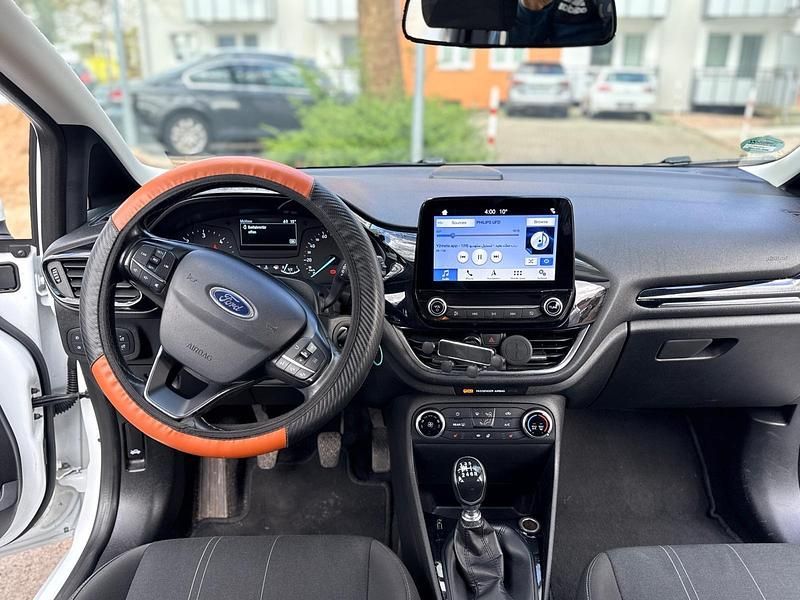 Gebraucht Ford Fiesta 75 PS (55 kW) 2019 Grün Kleinwagen