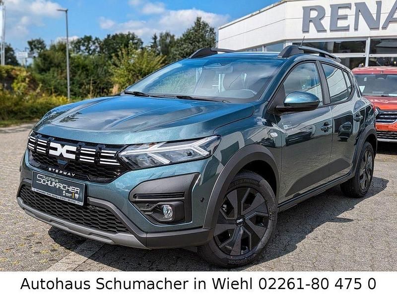 Grün Neu 2025 Dacia Sandero Expression Kleinwagen | 21.620 € (Fairer Preis) - Bild 1/4