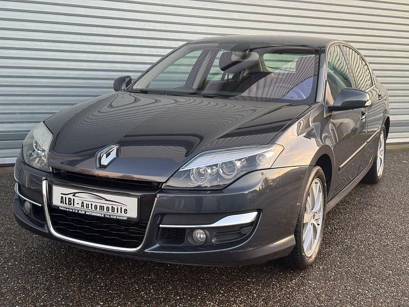 Schwarz Gebraucht 2012 Renault Laguna III Dynamique Limousine | 4.980 € (Fairer Preis) - Bild 1/4