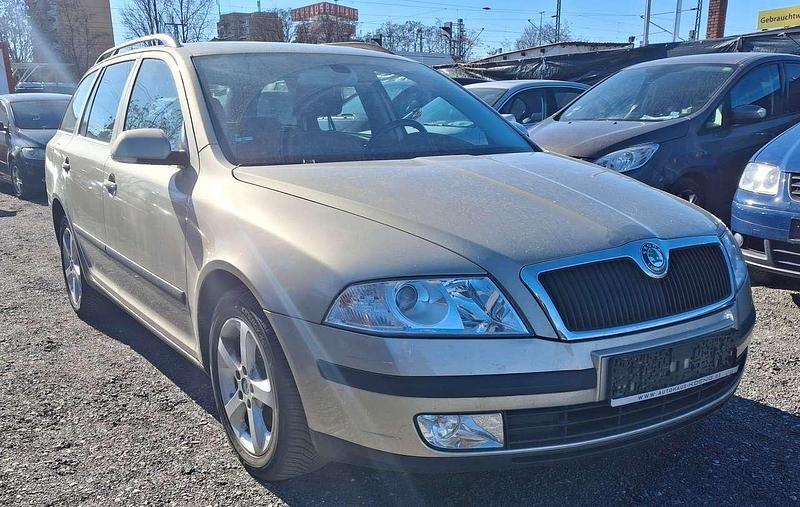 Gebraucht Skoda Octavia Ambiente 150 PS (110 kW) 2005 Saharabeige metallic Kombi