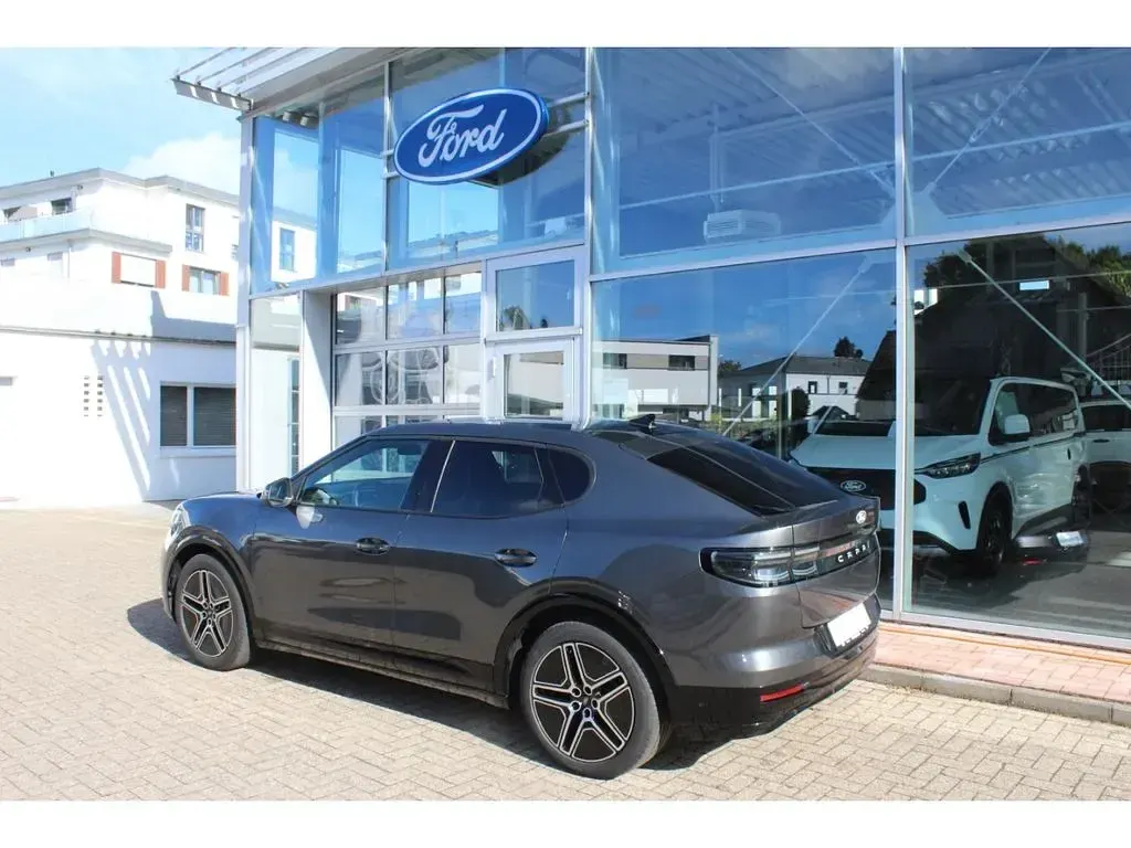 Używany Ford Capri Premium 250 kW (340 KM) 2025 Szary SUV