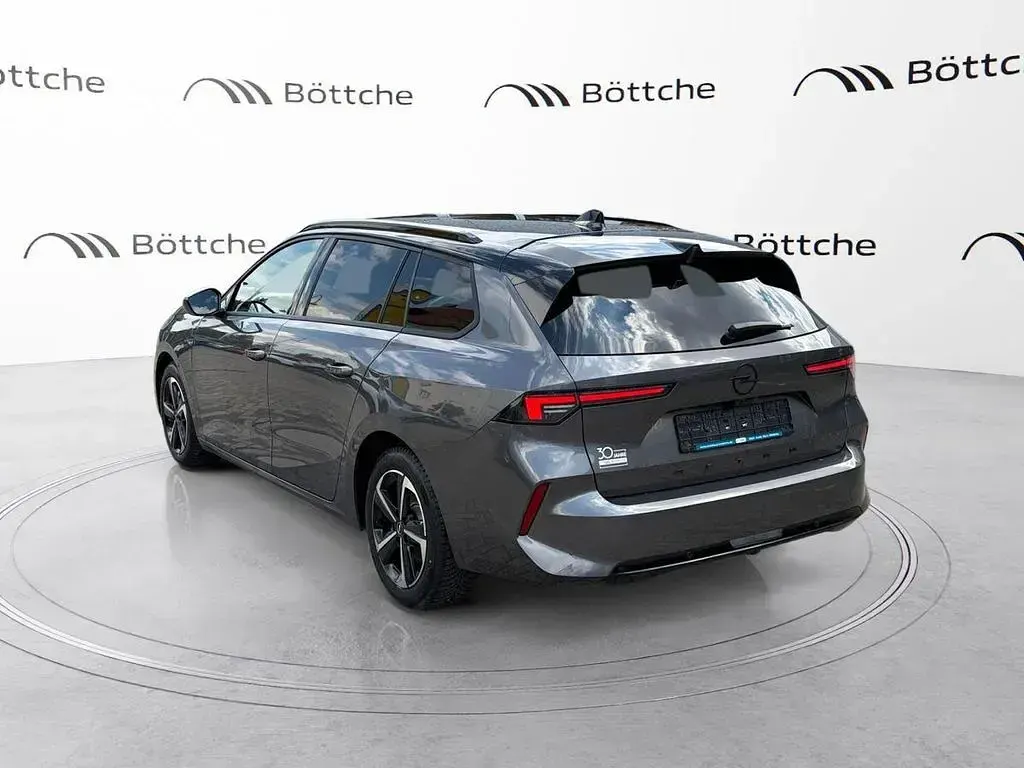 Gebraucht Opel Astra 131 PS (96 kW) 2025 Lackierung platiniumgrau/typ aussenverkleidung metalliclackierung Kleinwagen