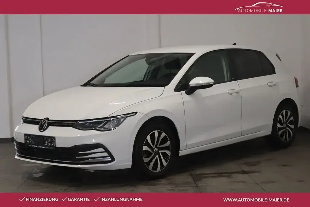 Gebraucht VW Golf VII Active 150 PS (110 kW) 2021 Weiß Kleinwagen