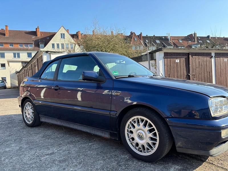 Gebraucht VW Golf Cabriolet 75 PS (55 kW) 1996 Blau Cabrio