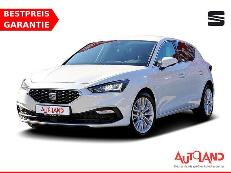 Weiß Gebraucht 2020 Seat Leon XCELLENCE Limousine | 21.950 € (Etwas zu teuer) - Bild 1/4