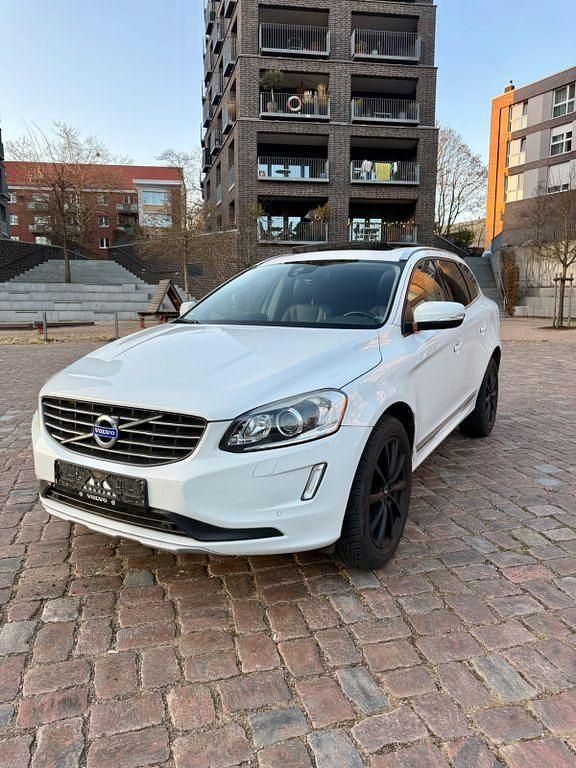 Gebraucht Volvo XC60 190 PS (139 kW) 2015 Weiß SUV