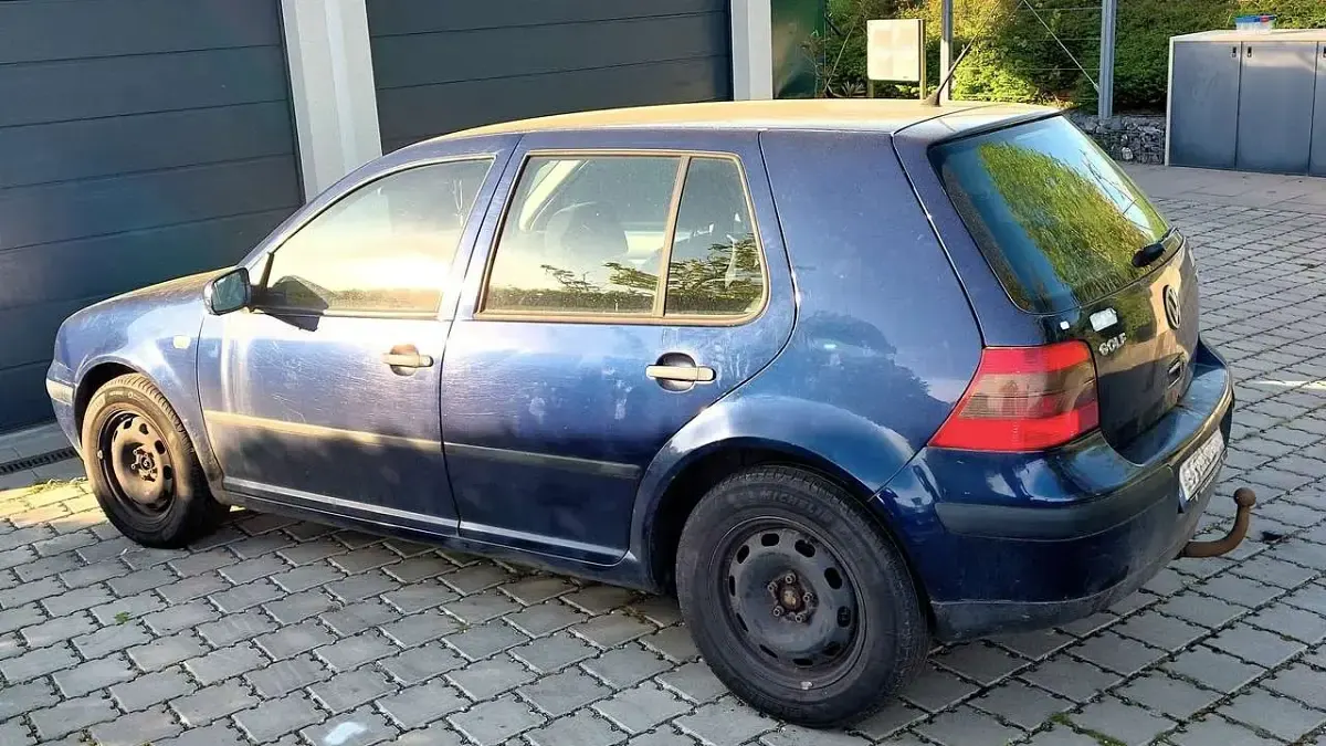 Gebraucht VW Golf IV Edition 101 PS (74 kW) 2002 Blau Limousine
