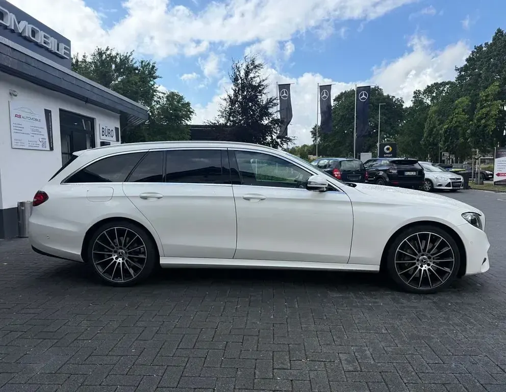 Gebraucht Mercedes E400 340 PS (250 kW) 2018 Weiß Limousine
