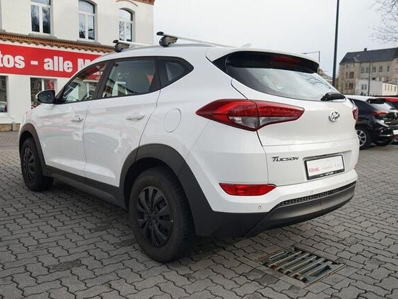 Gebraucht Hyundai Tucson 132 PS (97 kW) 2017 Weiß SUV