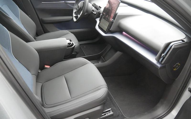 Gebraucht Volvo EX30 Ultra 200 kW (272 PS) 2025 Grau SUV