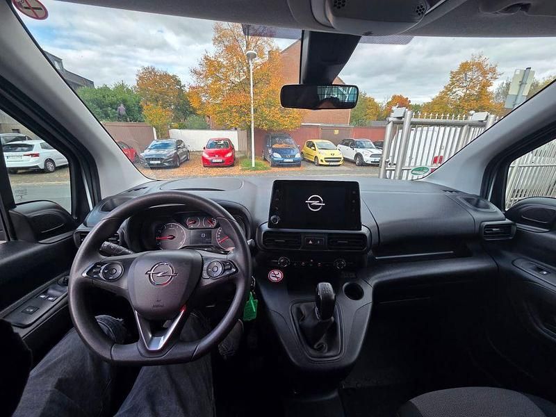 Gebraucht Opel Combo 102 PS (75 kW) 2019 Weiß Van / Kleinbus