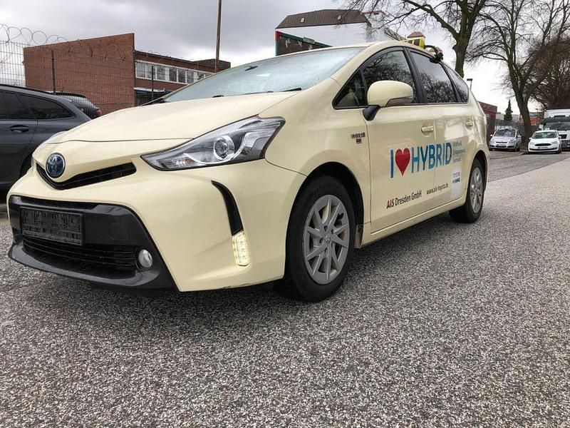 Gebraucht Toyota Prius+ 99 PS (72 kW) 2020 Weiß Van / Kleinbus