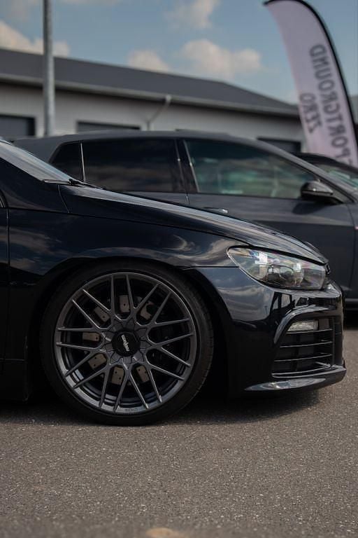 Gebraucht VW Scirocco R 265 PS (194 kW) 2013 Schwarz Coupé