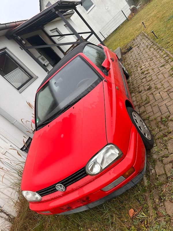 Rot Gebraucht 1995 VW Golf Cabriolet Cabrio | 1.800 € - Bild 1/2