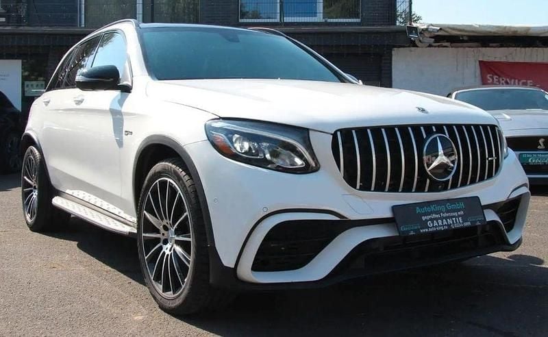 Polarweiss unilack Gebraucht 2018 Mercedes GLC43 AMG AMG SUV | 36.500 € (Guter Preis) - Bild 1/4