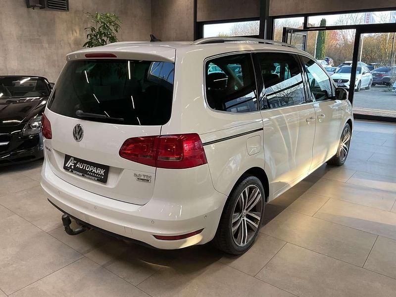 Gebraucht VW Sharan Cup 328 PS (241 kW) 2015 Weiß Van / Kleinbus