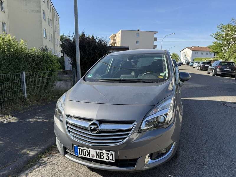 Gebraucht 2016 Opel Meriva drive Van / Kleinbus | 11.490 € (Etwas zu teuer) - Bild 1/4