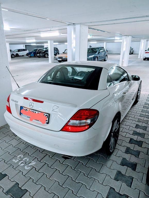 Gebraucht Mercedes SLK280 231 PS (169 kW) 2007 Weiß Cabrio
