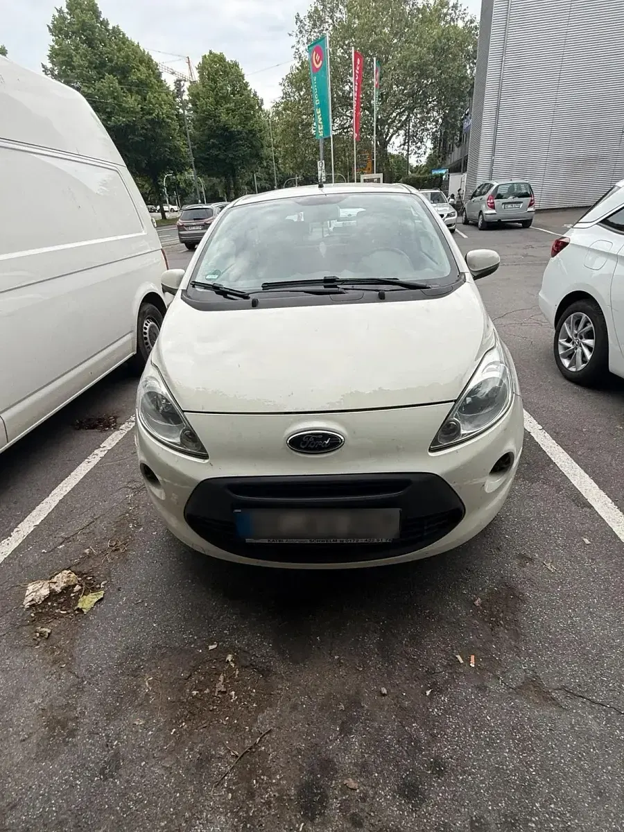 Gebraucht Ford Ka 75 PS (55 kW) 2012 Weiß Kleinwagen