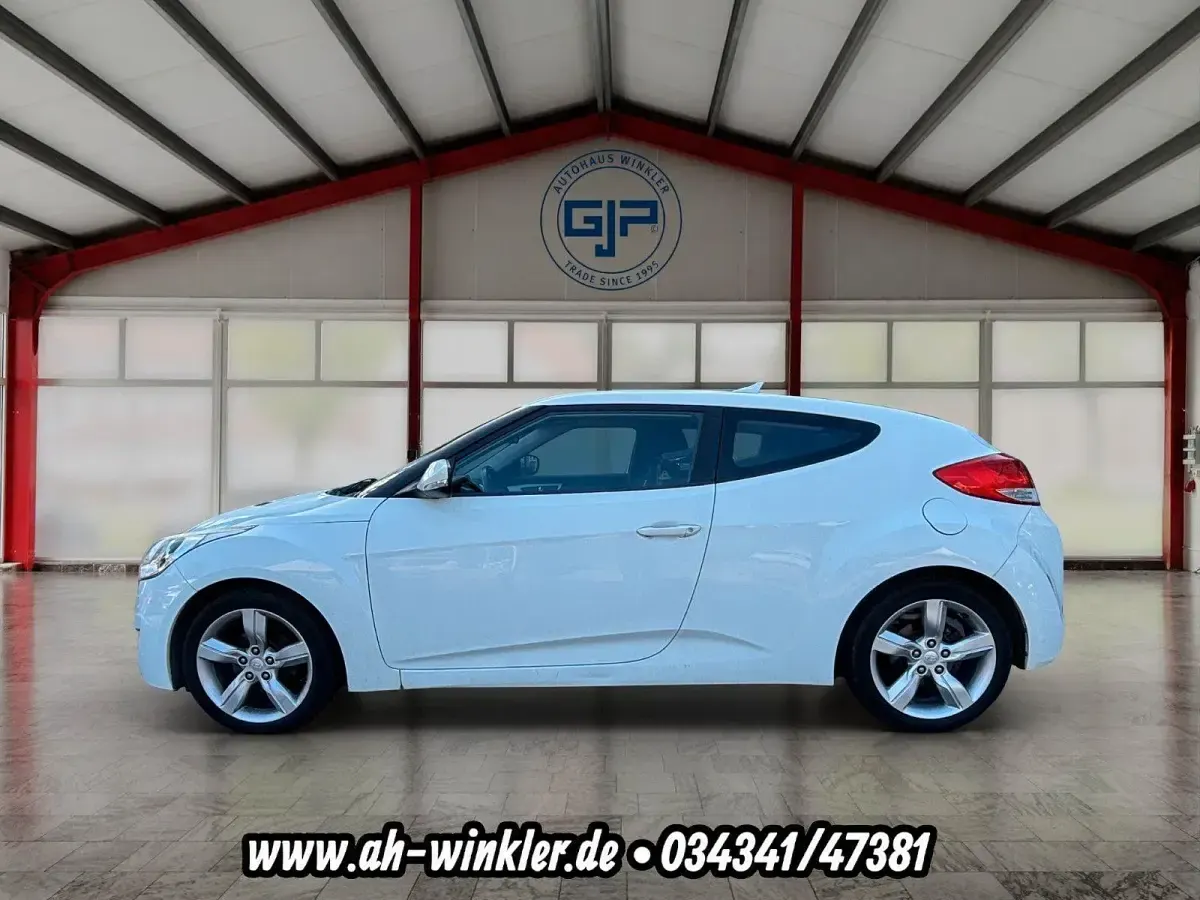 Gebraucht Hyundai Veloster Style 140 PS (102 kW) 2012 Weiß Kleinwagen