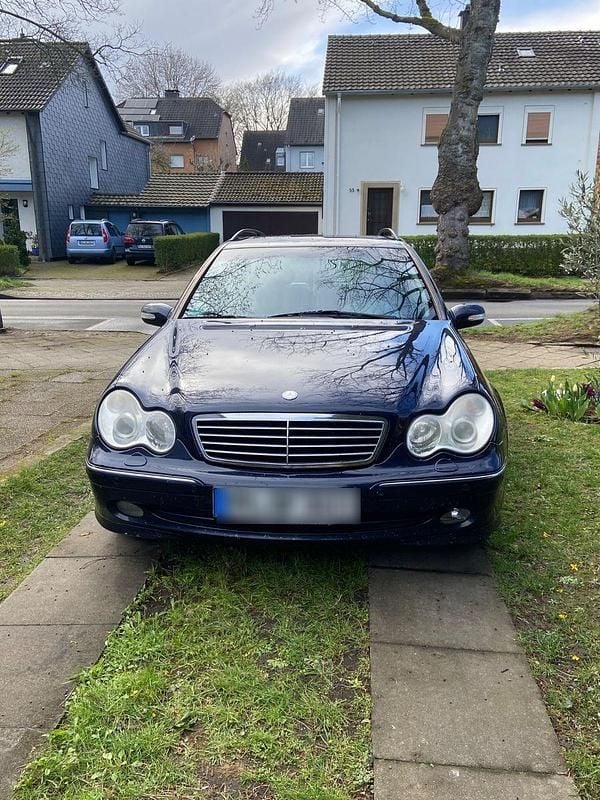 Gebraucht Mercedes C320 Elegance 218 PS (160 kW) 2002 Blau Kombi