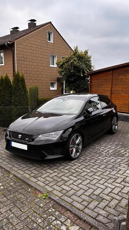 Schwarz Gebraucht 2016 Cupra Leon Coupé | 18.900 € (Guter Preis) - Bild 1/4