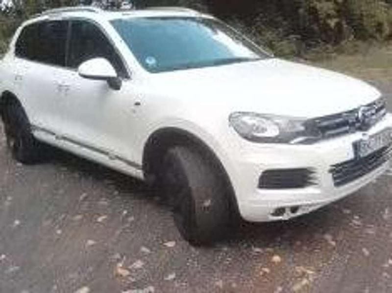 Weiß Gebraucht 2013 VW Touareg Exclusive SUV | 15.800 € (Fairer Preis) - Bild 1/4