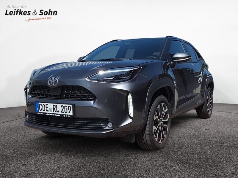 Marlingrau metallic Neu 2025 Toyota Yaris Cross SUV | 30.900 € - Bild 1/4