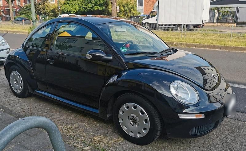 Gebraucht VW New Beetle 105 PS (77 kW) 2009 Schwarz Kleinwagen