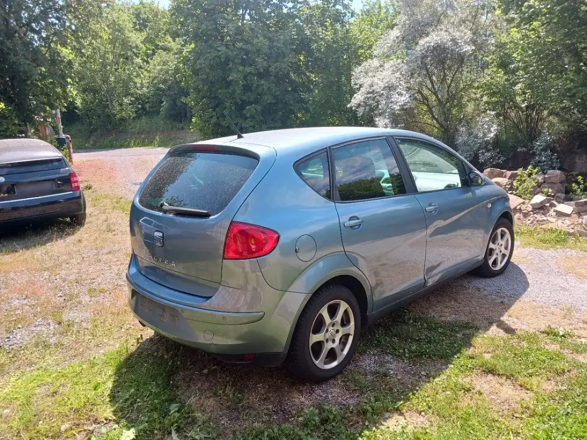 Używany Seat Altea 102 KM (75 kW) 2004 Srebrny Minivan