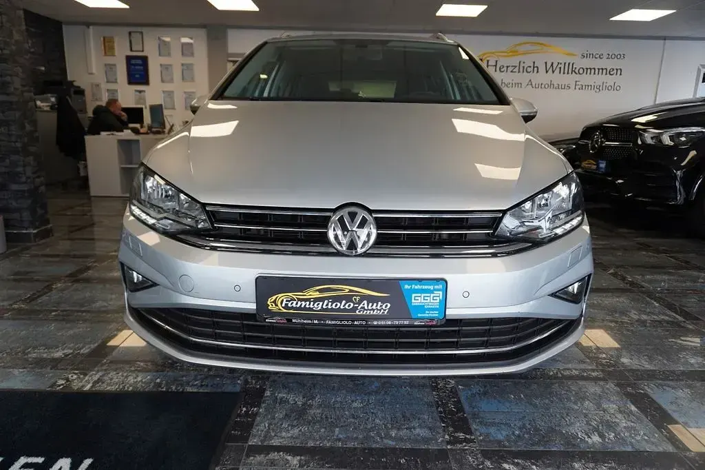 Gebraucht VW Golf VII United 116 PS (85 kW) 2020 Silber Van / Kleinbus