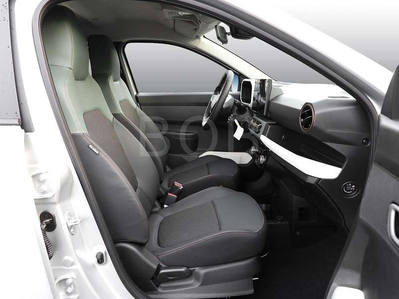 Gebraucht Dacia Spring Extreme 47 kW (65 PS) 2024 Lightninggrau (grau) Kleinwagen