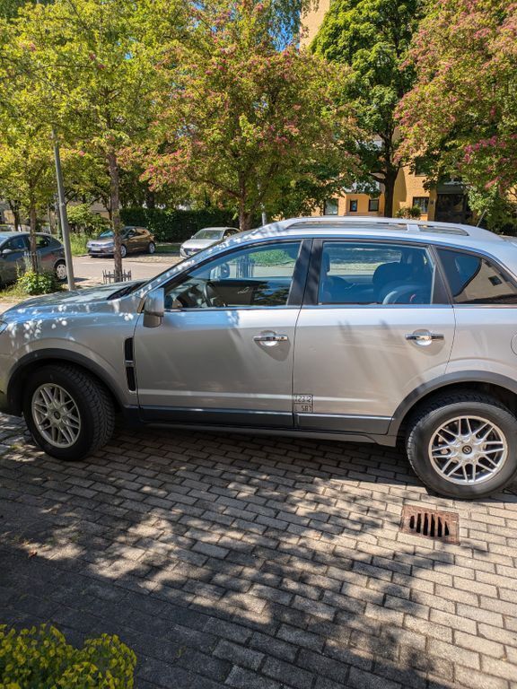 Silber Gebraucht 2009 Opel Antara SUV | 4.490 € (Fairer Preis) - Bild 1/4