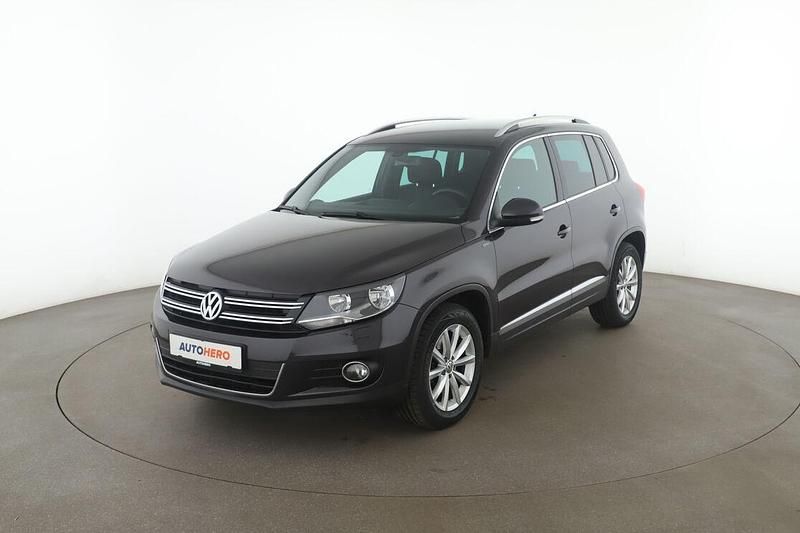 Grau Gebraucht 2015 VW Tiguan LOUNGE SUV | 15.340 € (Fairer Preis) - Bild 1/3