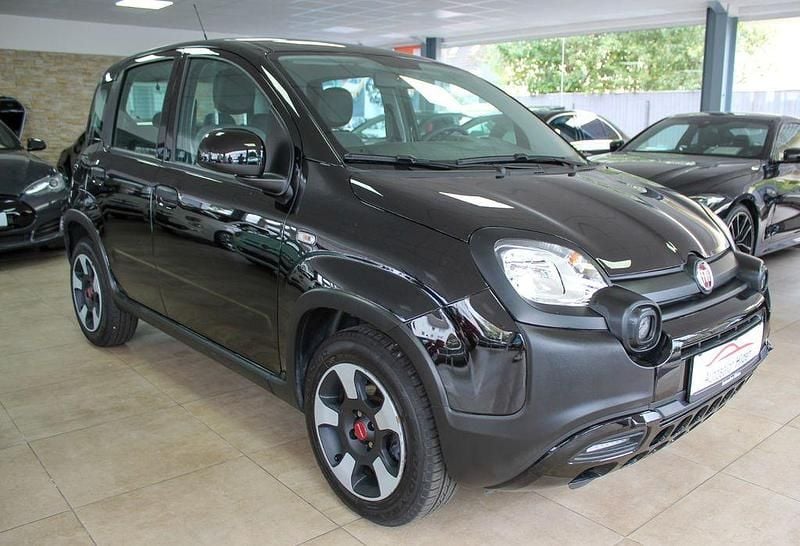 Schwarz Gebraucht 2023 Fiat Panda Kleinwagen | 11.999 € (Fairer Preis) - Bild 1/4