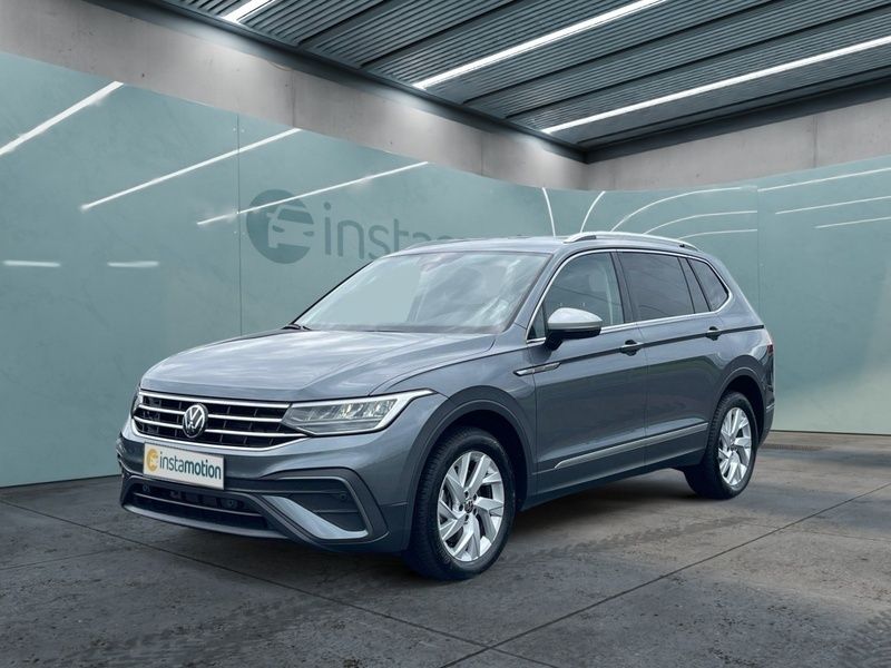 Grau Gebraucht 2024 VW Tiguan Allspace S SUV | 43.695 € (Fairer Preis) - Bild 1/4