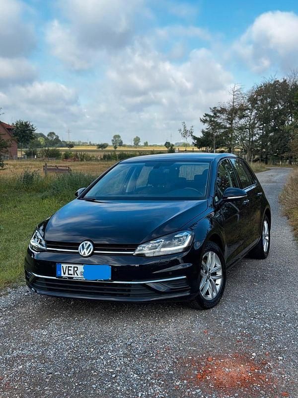 Schwarz Gebraucht 2019 VW Golf VII IQ Drive Kombi | 17.000 € (Fairer Preis) - Bild 1/4