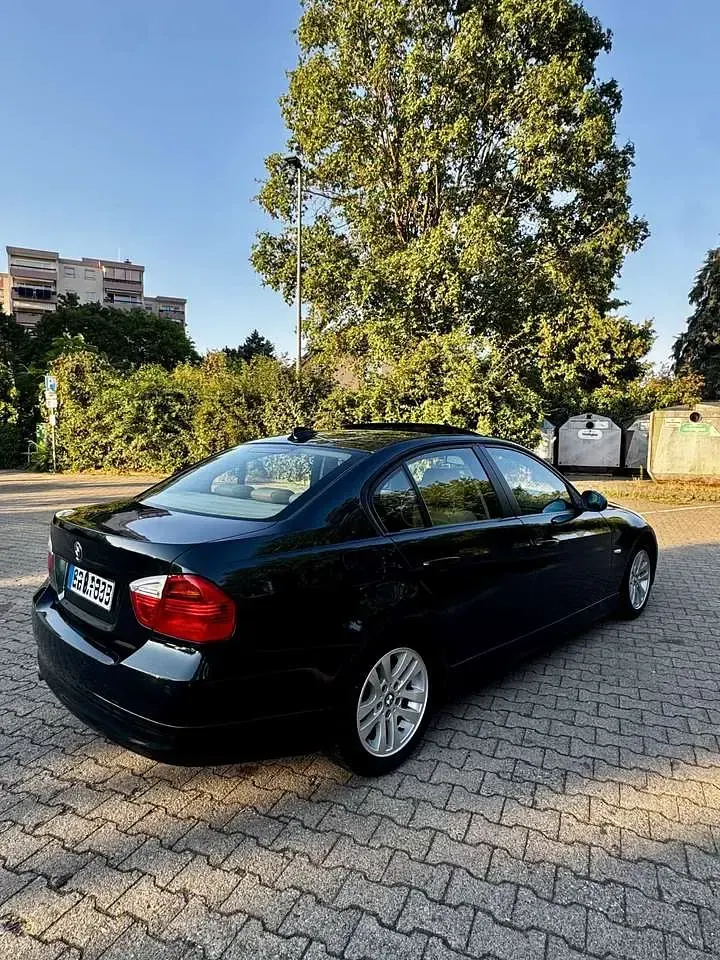 Gebraucht BMW 318 129 PS (94 kW) 2006 Limousine