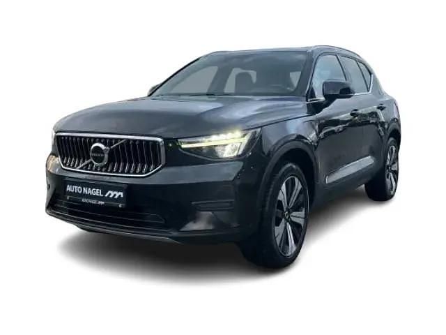Andere Gebraucht 2022 Volvo XC40 Core SUV | 28.899 € (Etwas zu teuer) - Bild 1/4