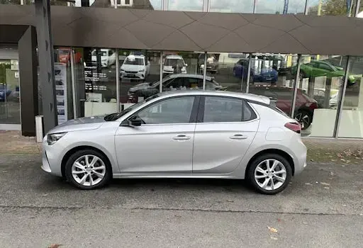 Używany Opel Corsa Elegance 100 KM (73 kW) 2023 Srebrny Hatchback