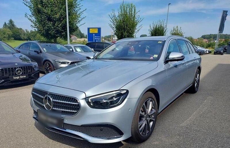 Silber Gebraucht 2021 Mercedes E400 Kombi | 39.900 € (Guter Preis) - Bild 1/4