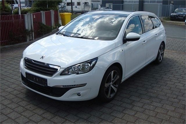 Gebraucht Peugeot 308 Style 131 PS (96 kW) 2016 Weiß Kombi