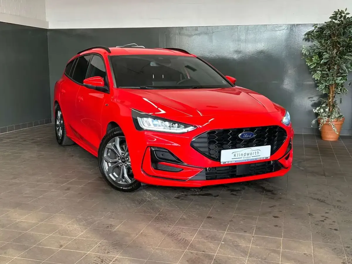 Usata Ford Focus ST-Line X 155 CV (114 kW) 2024 Rosso Berlina