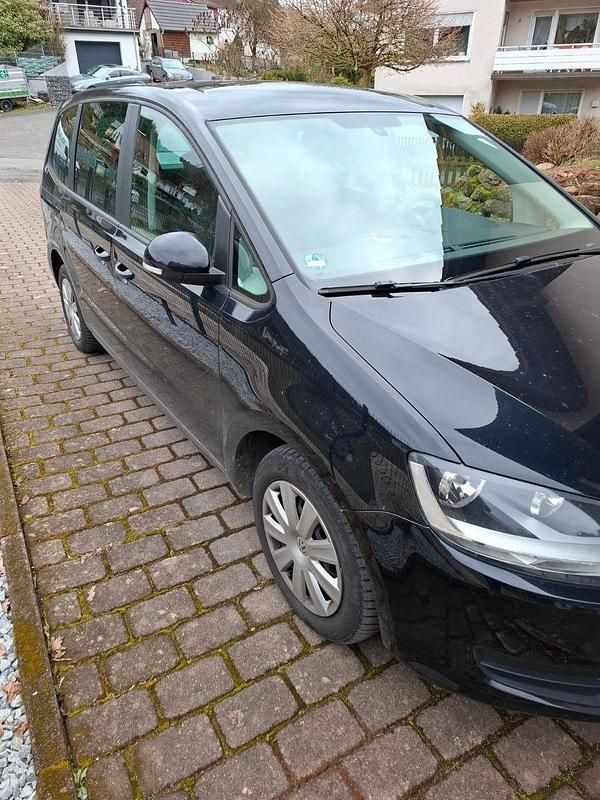 Gebraucht VW Sharan 116 PS (85 kW) 2012 Schwarz Van / Kleinbus